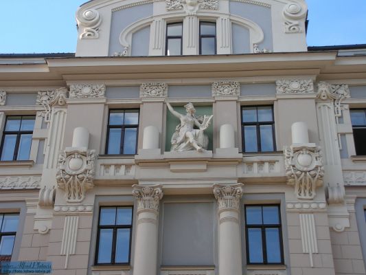 Kliknij aby zobaczyć pełny rozmiar